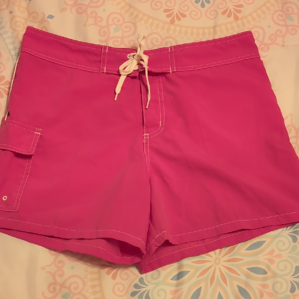 Raya Sun Women's Vibrant Pink Board Shorts